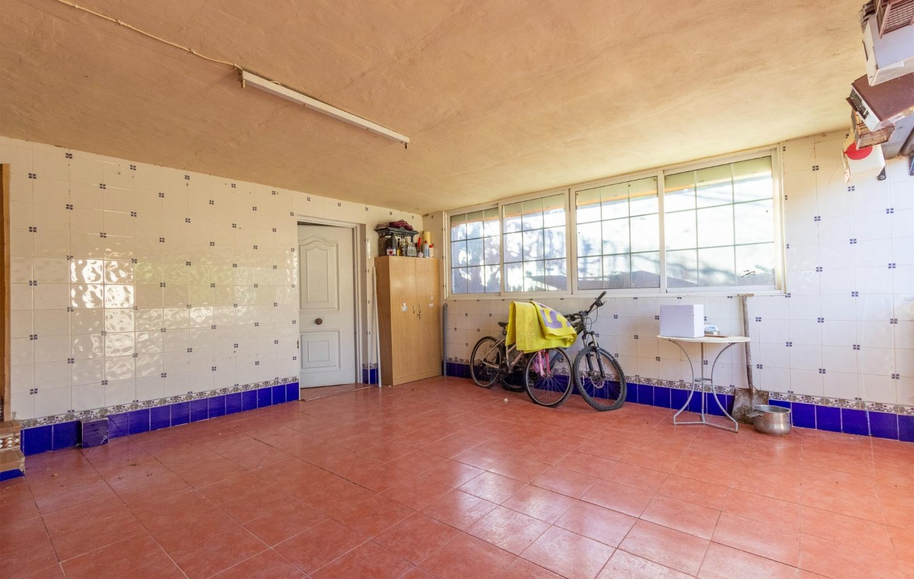 Resale - Villa - Torrevieja - Los balcones