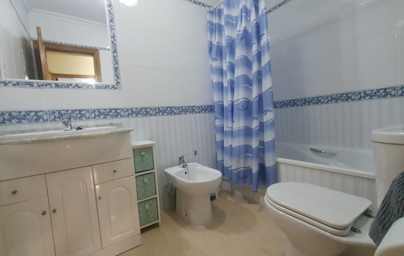 Venta - Apartamento - Torrevieja - Centro
