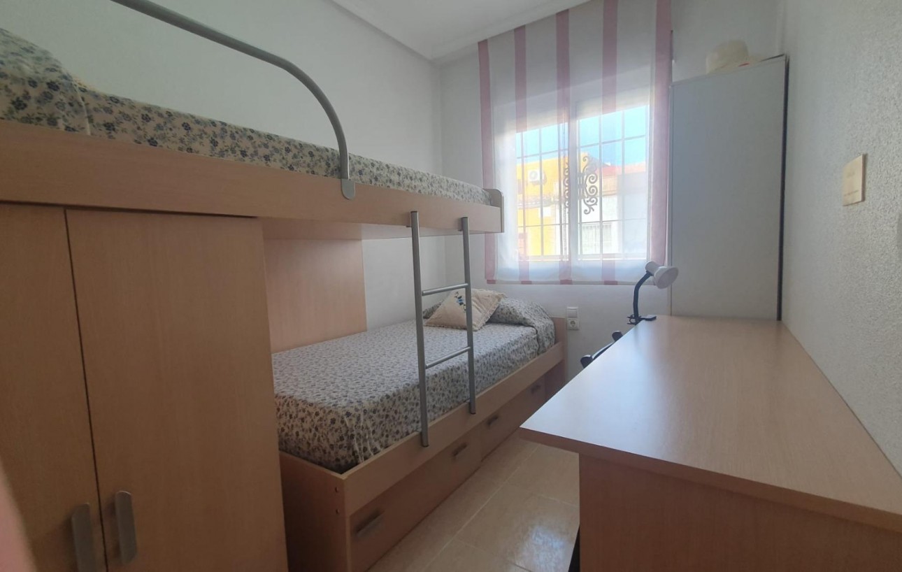 Venta - Apartamento - Torrevieja - Centro