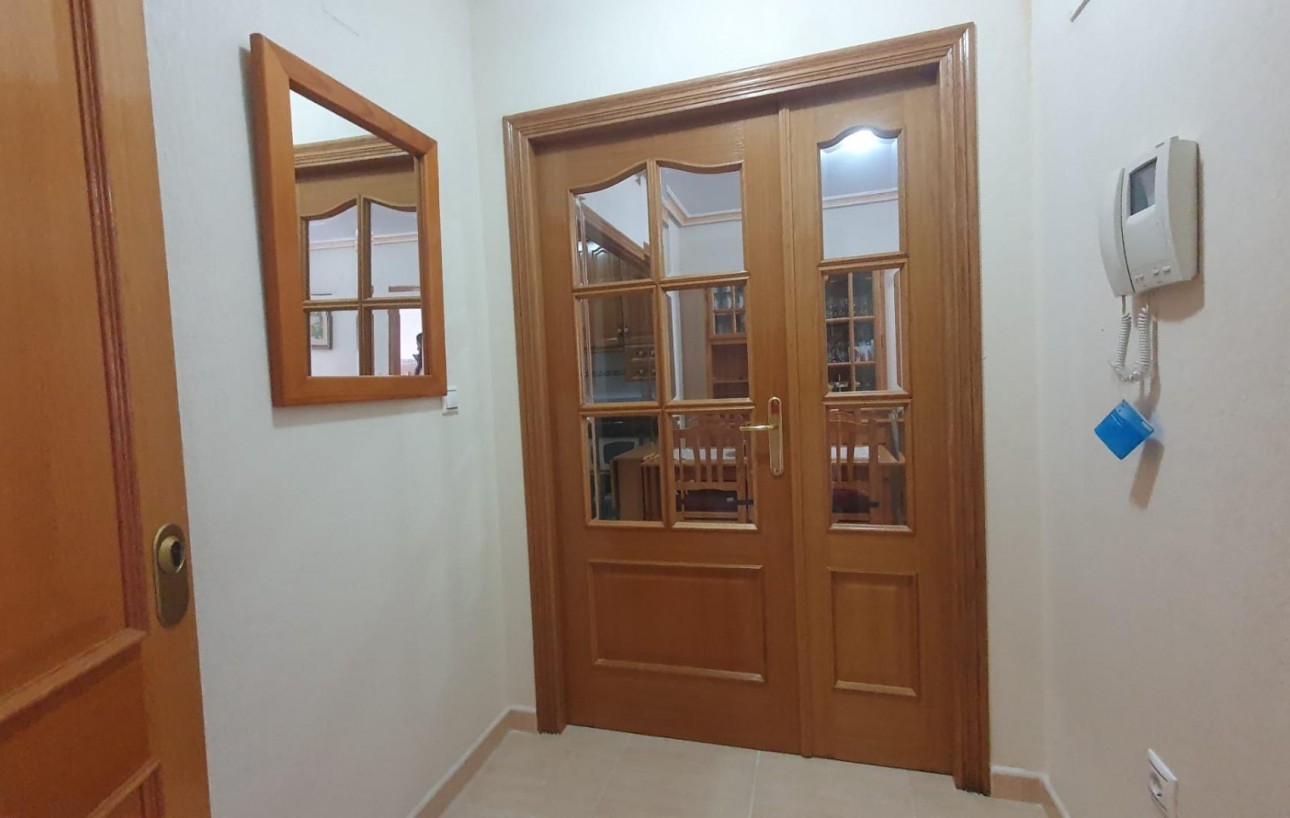 Venta - Apartamento - Torrevieja - Centro