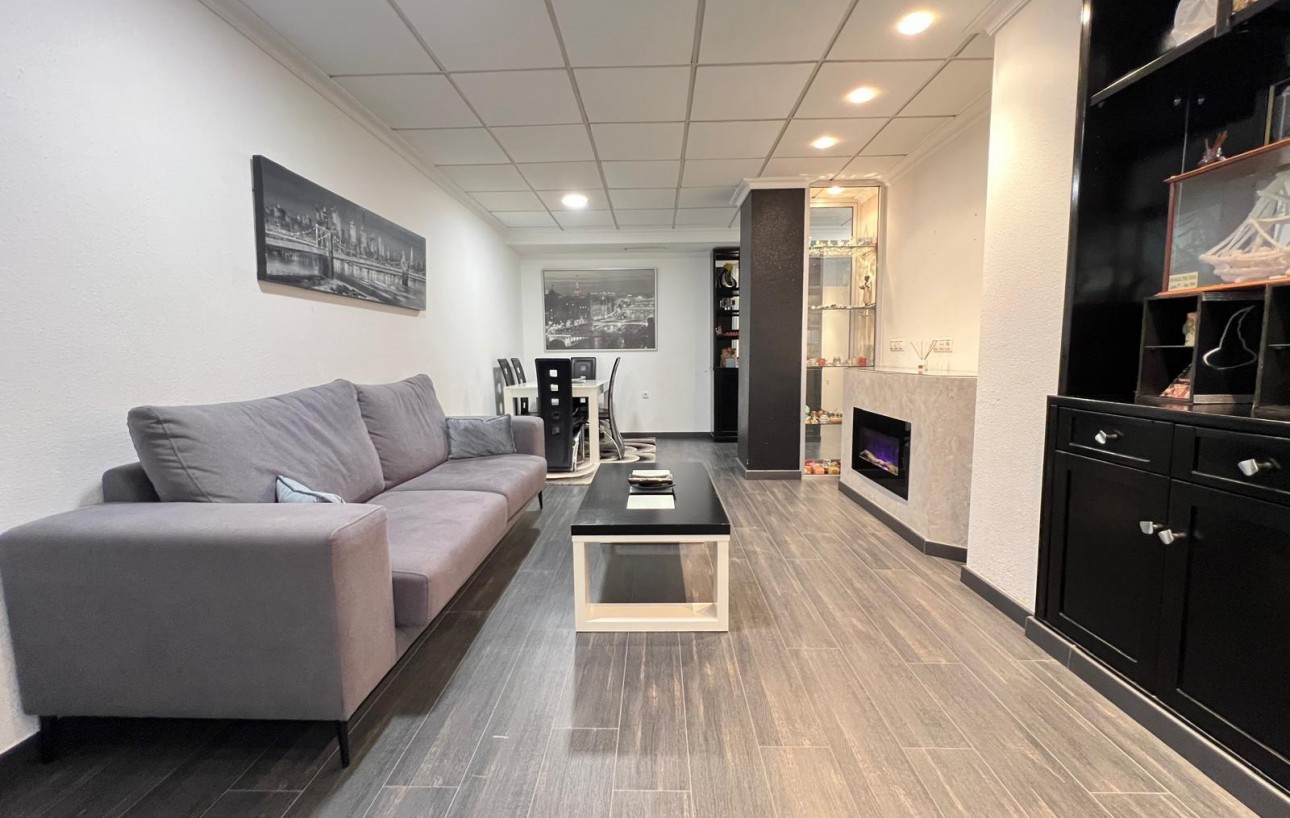 Sale - Apartment - Torrevieja - Playa del cura