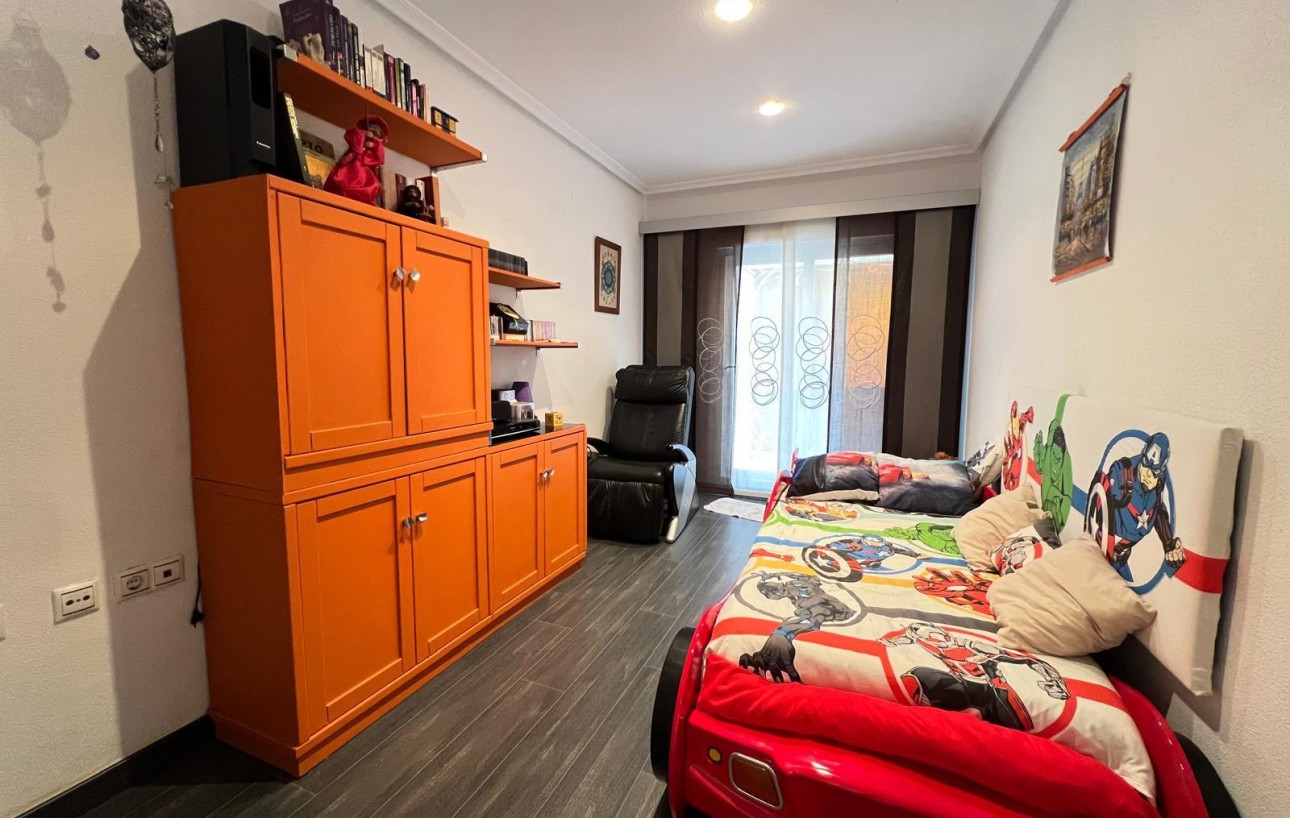 Sale - Apartment - Torrevieja - Playa del cura