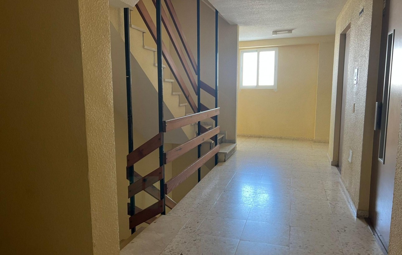 Venta - Apartamento - Torrevieja - Playa de los Naufragos