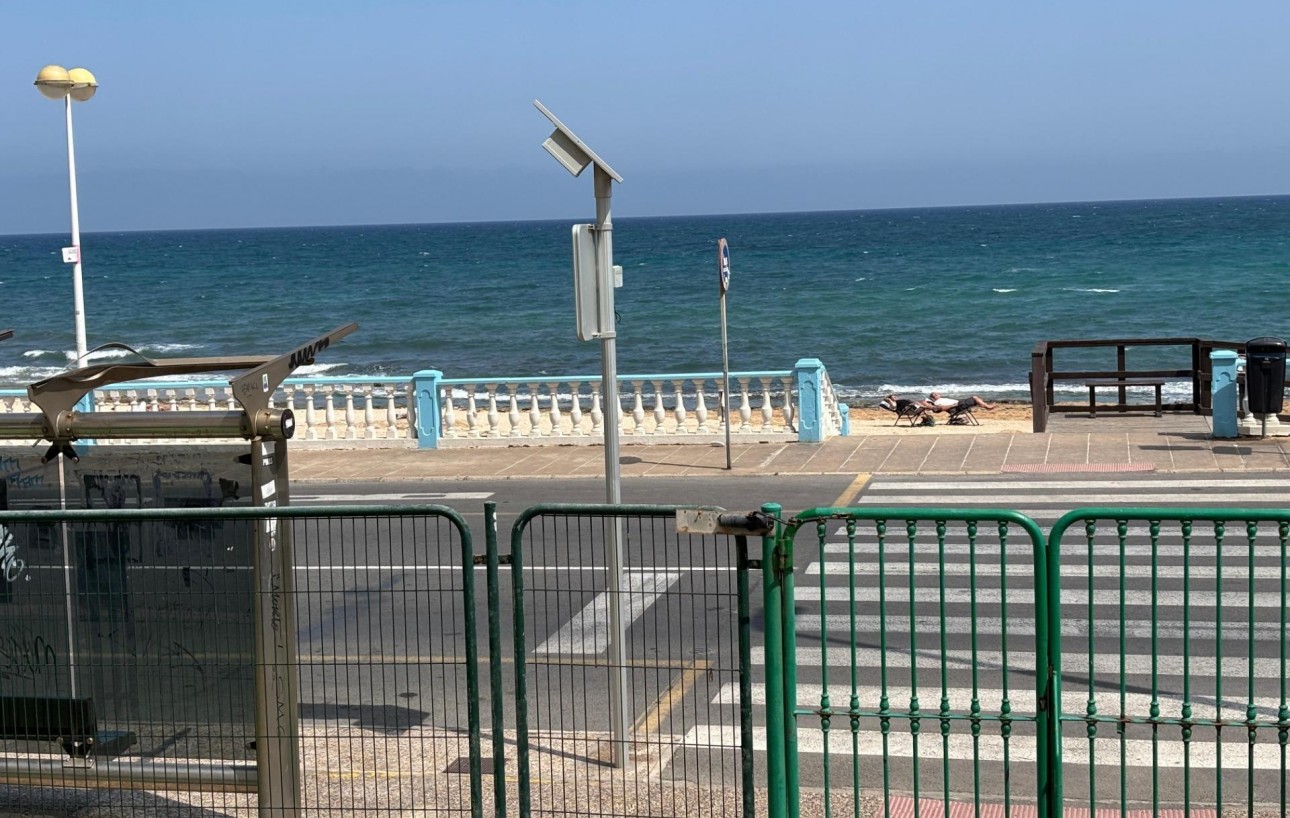 Venta - Apartamento - Torrevieja - Playa de los locos