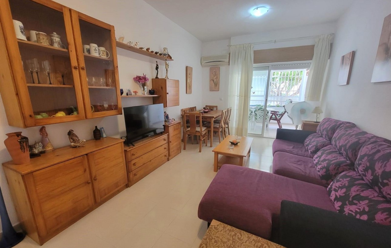 Revente - Planta baja - Torrevieja - Aguas Nuevas