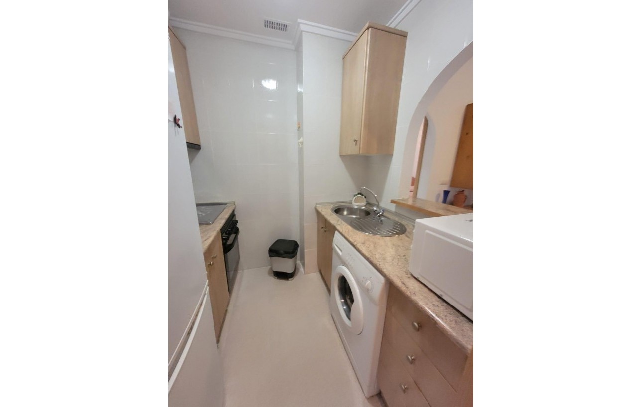Revente - Planta baja - Torrevieja - Aguas Nuevas