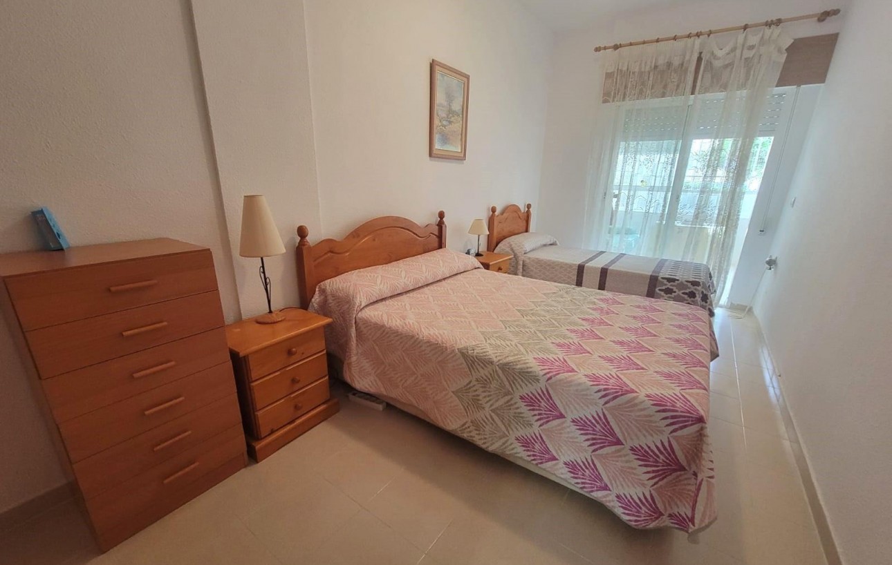Revente - Planta baja - Torrevieja - Aguas Nuevas