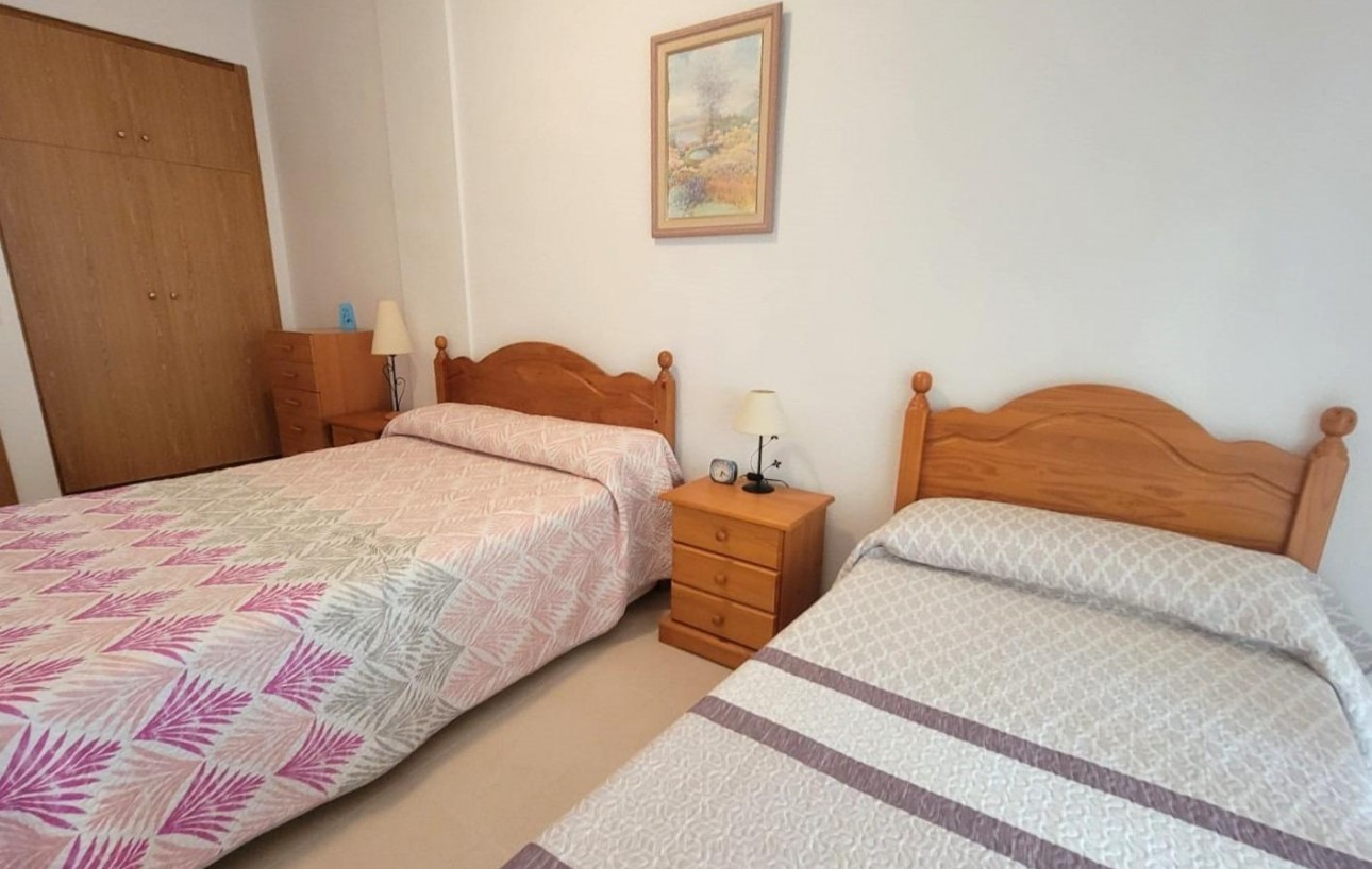 Revente - Planta baja - Torrevieja - Aguas Nuevas