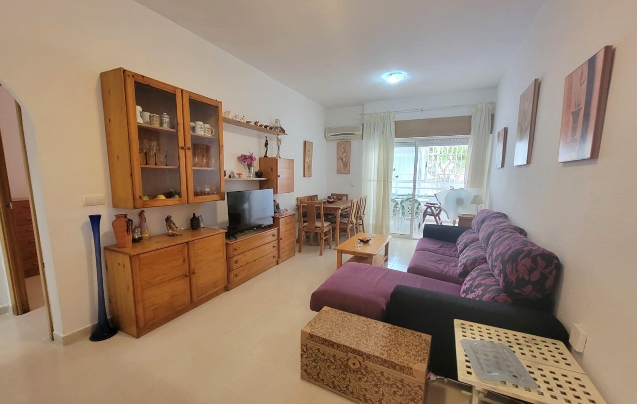 Revente - Planta baja - Torrevieja - Aguas Nuevas