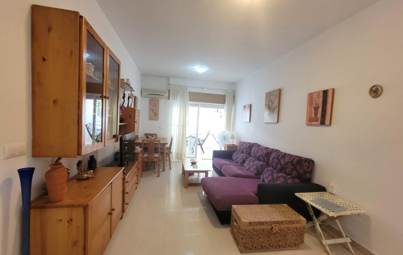 Revente - Planta baja - Torrevieja - Aguas Nuevas