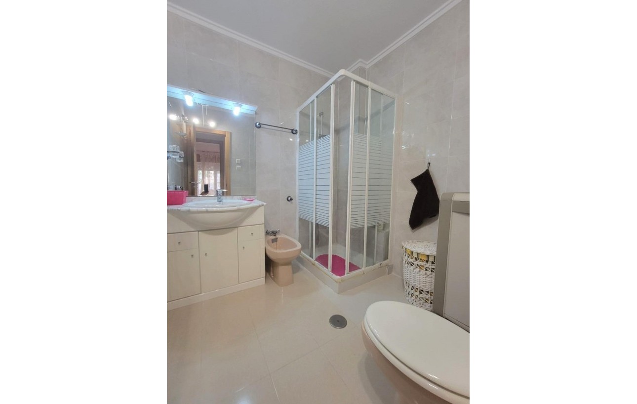 Revente - Planta baja - Torrevieja - Aguas Nuevas