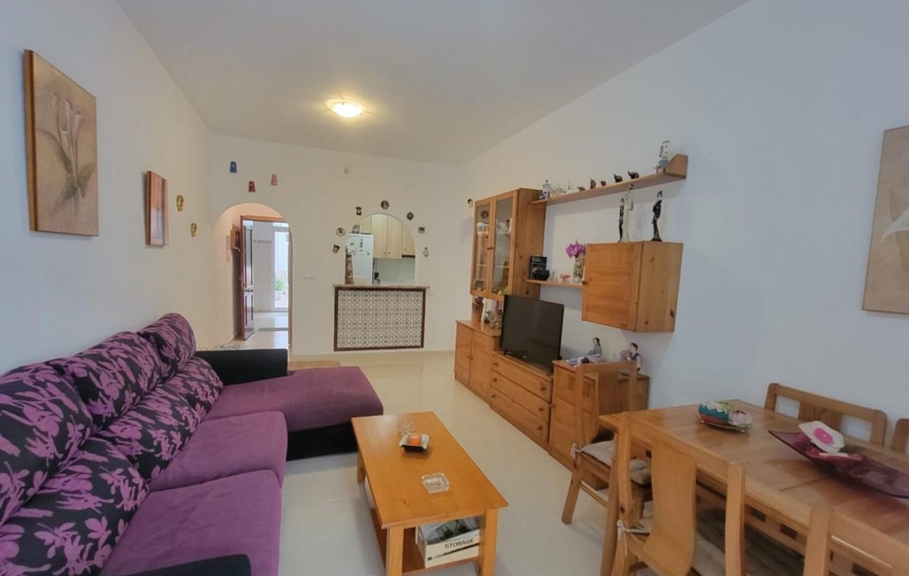 Revente - Planta baja - Torrevieja - Aguas Nuevas