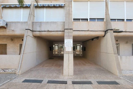 Revente - Planta baja - Torrevieja - Aguas Nuevas