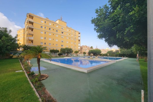 Revente - Planta baja - Torrevieja - Aguas Nuevas