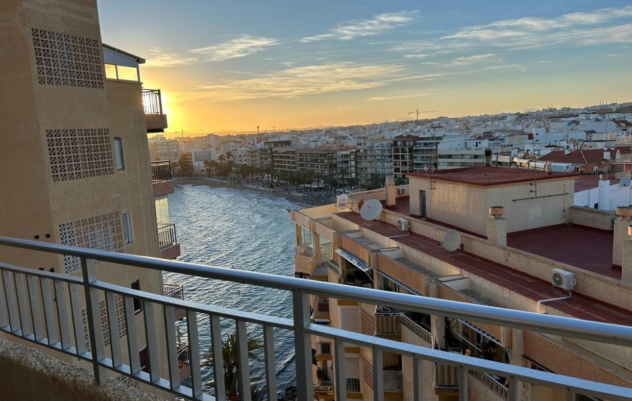 Venta - Apartamento - Torrevieja - Playa del cura