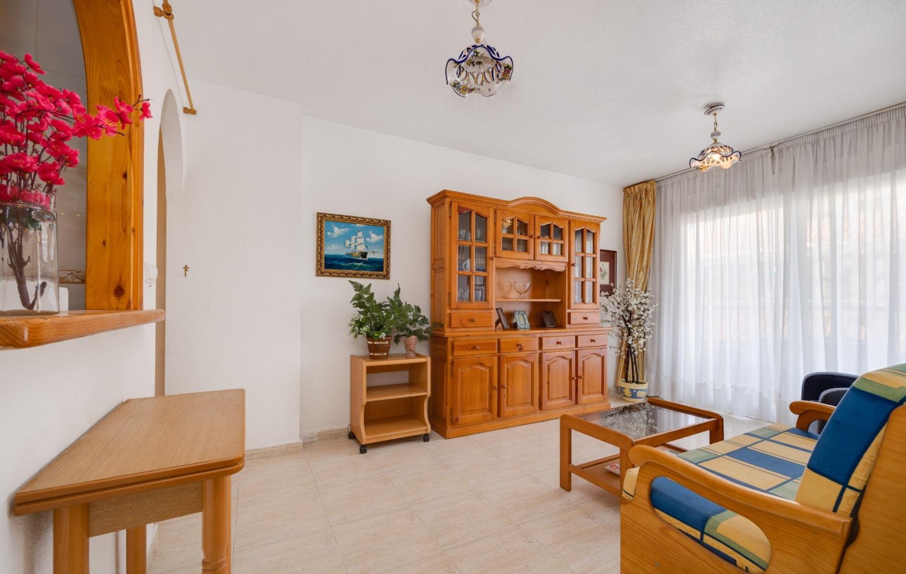 Sale - Apartment - Torrevieja - Habaneras