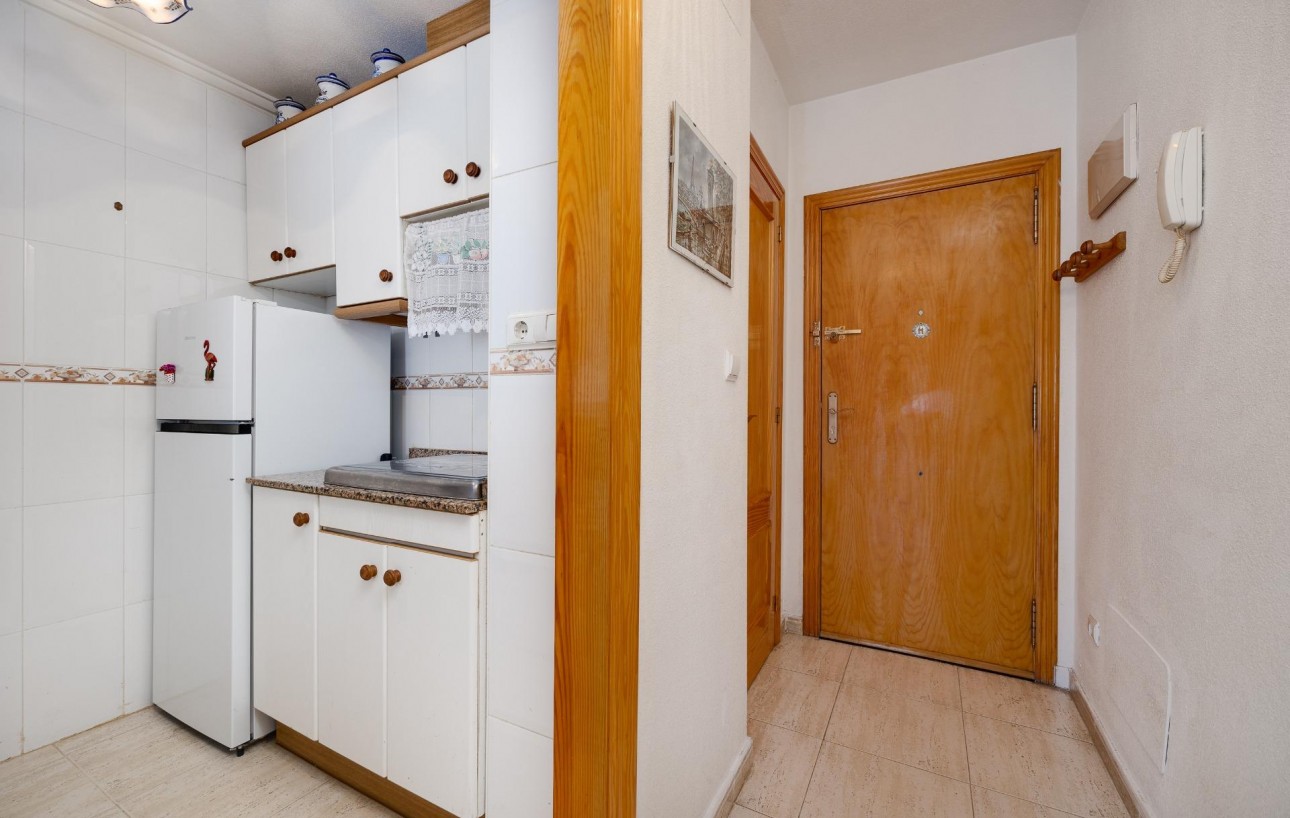 Sale - Apartment - Torrevieja - Habaneras
