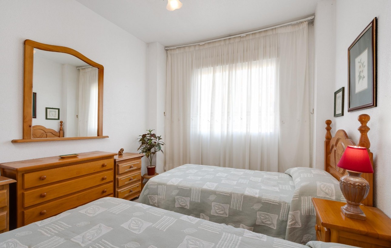 Sale - Apartment - Torrevieja - Habaneras