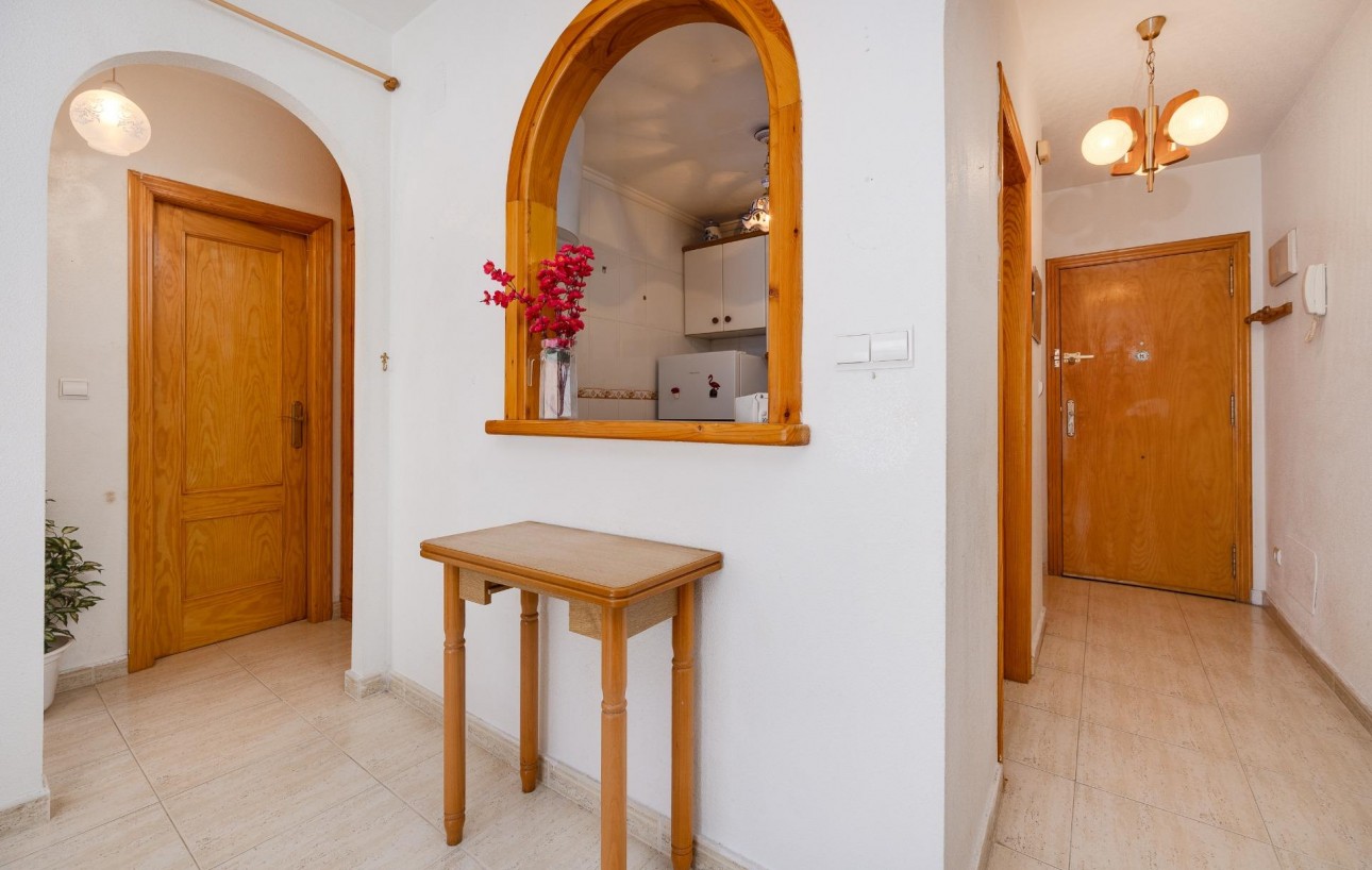 Sale - Apartment - Torrevieja - Habaneras