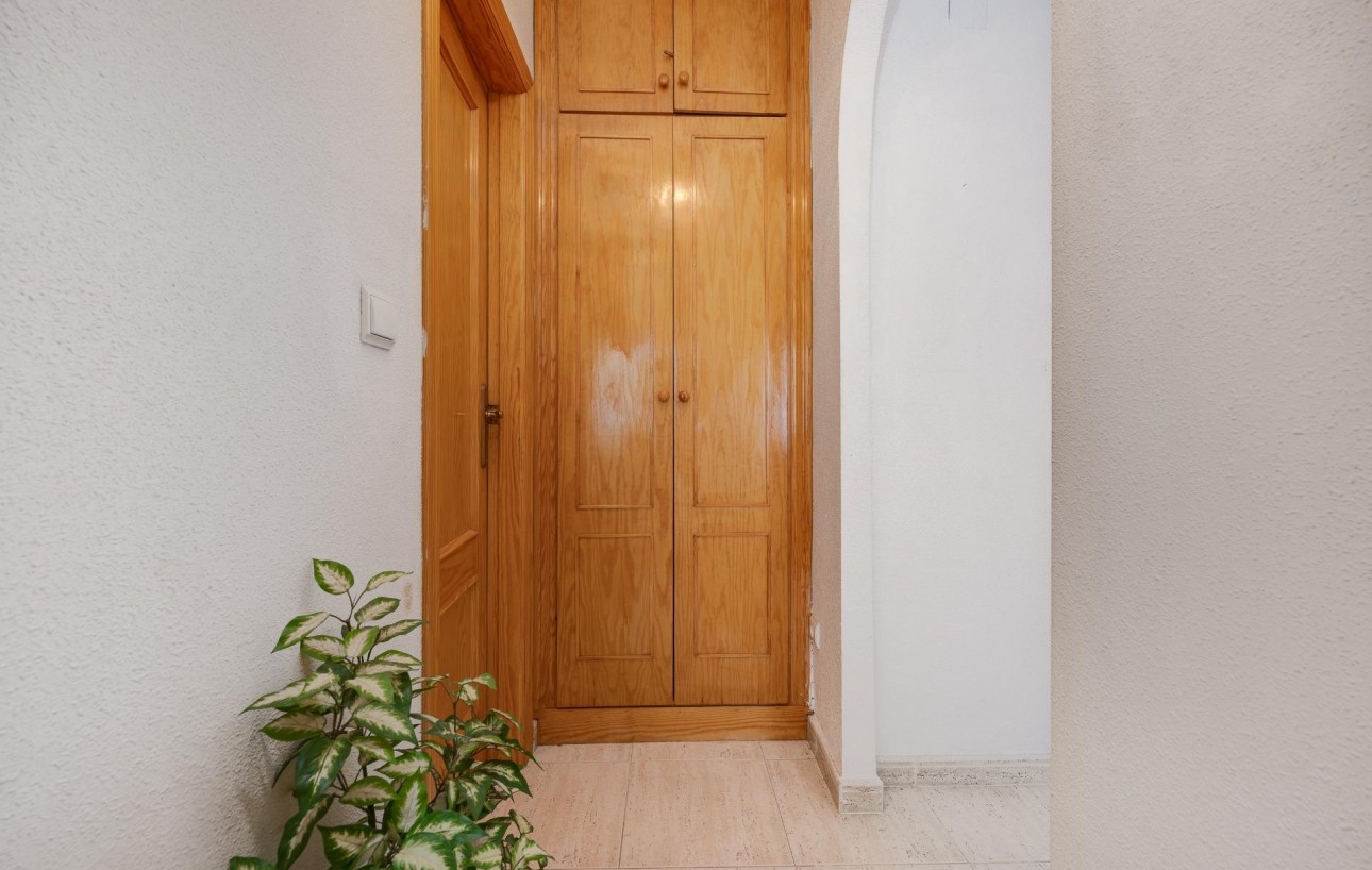 Sale - Apartment - Torrevieja - Habaneras