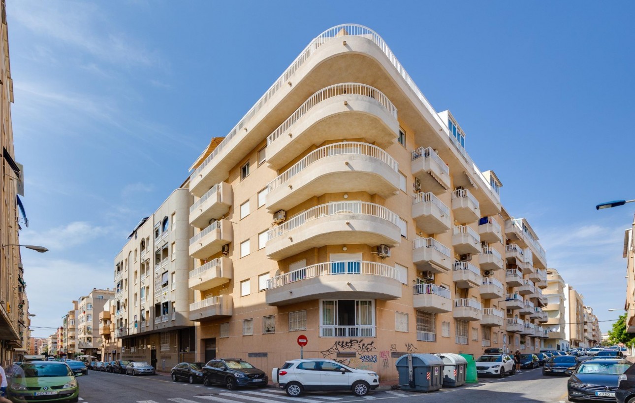 Sale - Apartment - Torrevieja - Habaneras