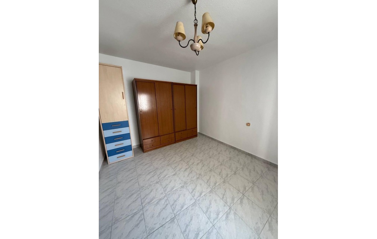 Resale - Lägenhet - Torrevieja - Estacion de autobuses