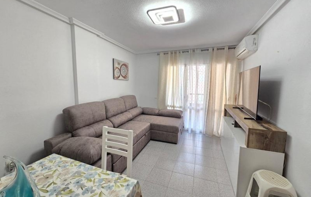Venta - Apartamento - Torrevieja - Playa del cura