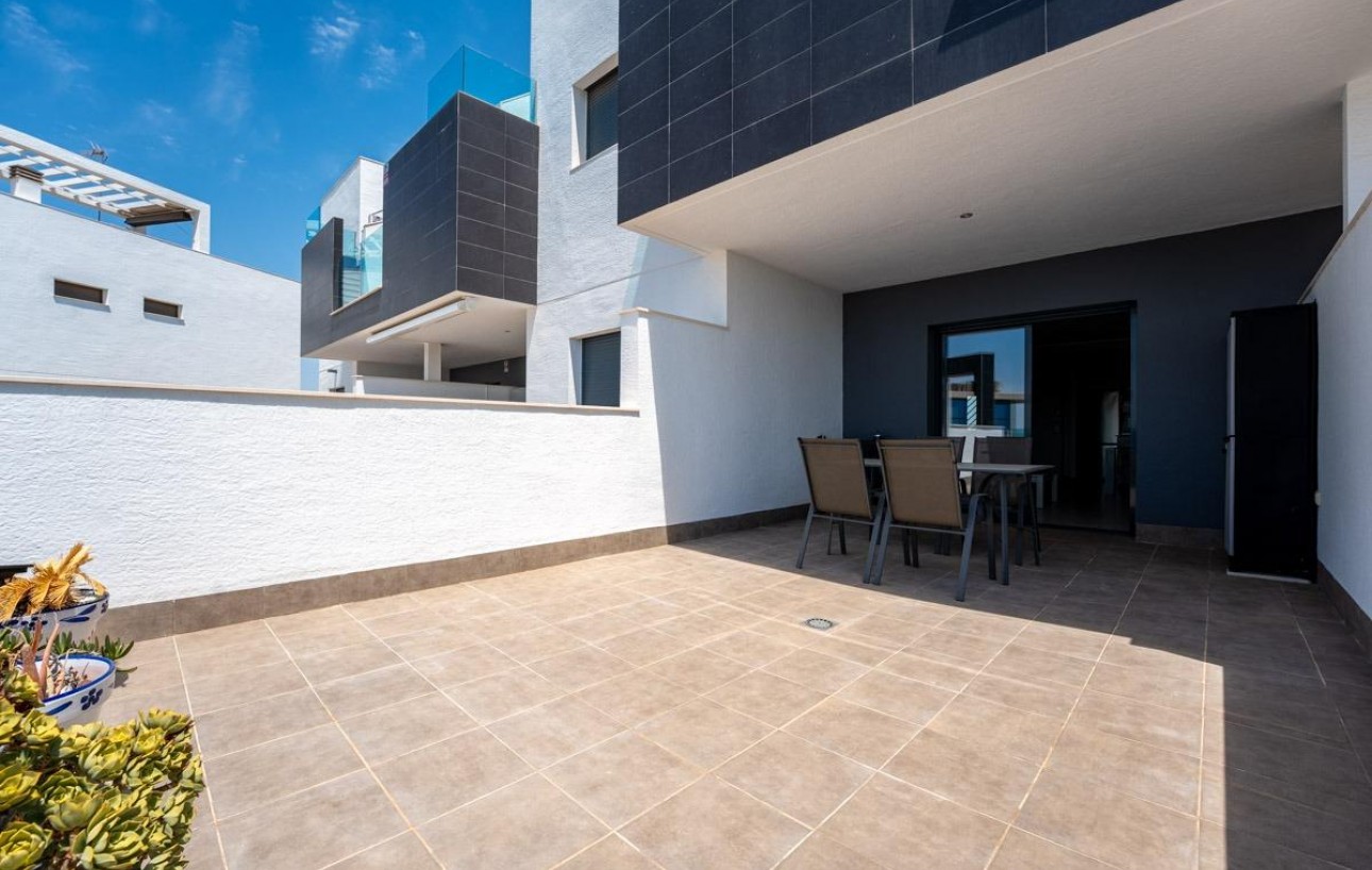 Resale - Wohnung - Guardamar del Segura - Urb el raso