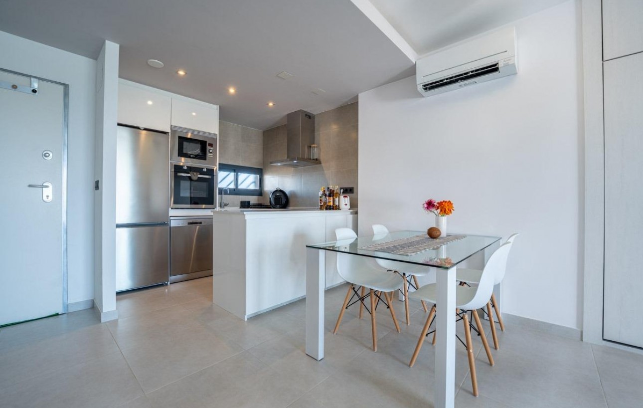 Resale - Wohnung - Guardamar del Segura - Urb el raso