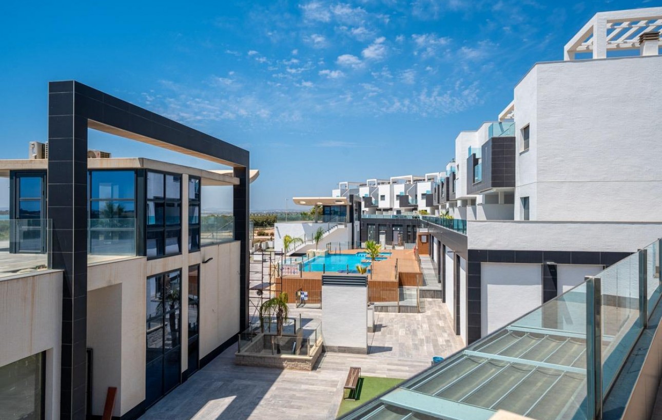 Resale - Wohnung - Guardamar del Segura - Urb el raso