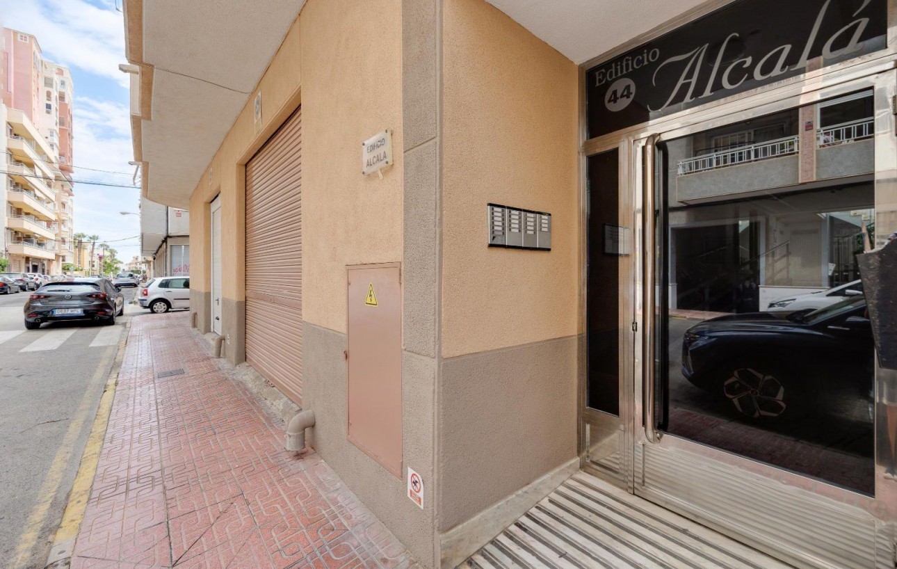 Resale - Wohnung - Torrevieja - Centro