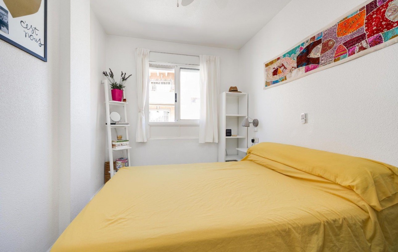 Resale - Wohnung - Torrevieja - Centro