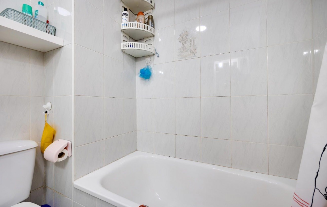 Resale - Wohnung - Torrevieja - Centro