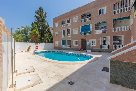 Resale - Planta baja - Torrevieja - Centro