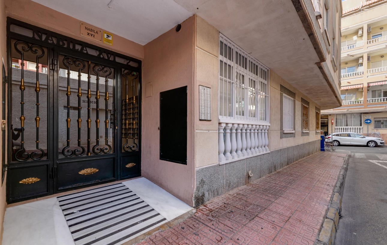Venta - Apartamento - Torrevieja - torrevieja