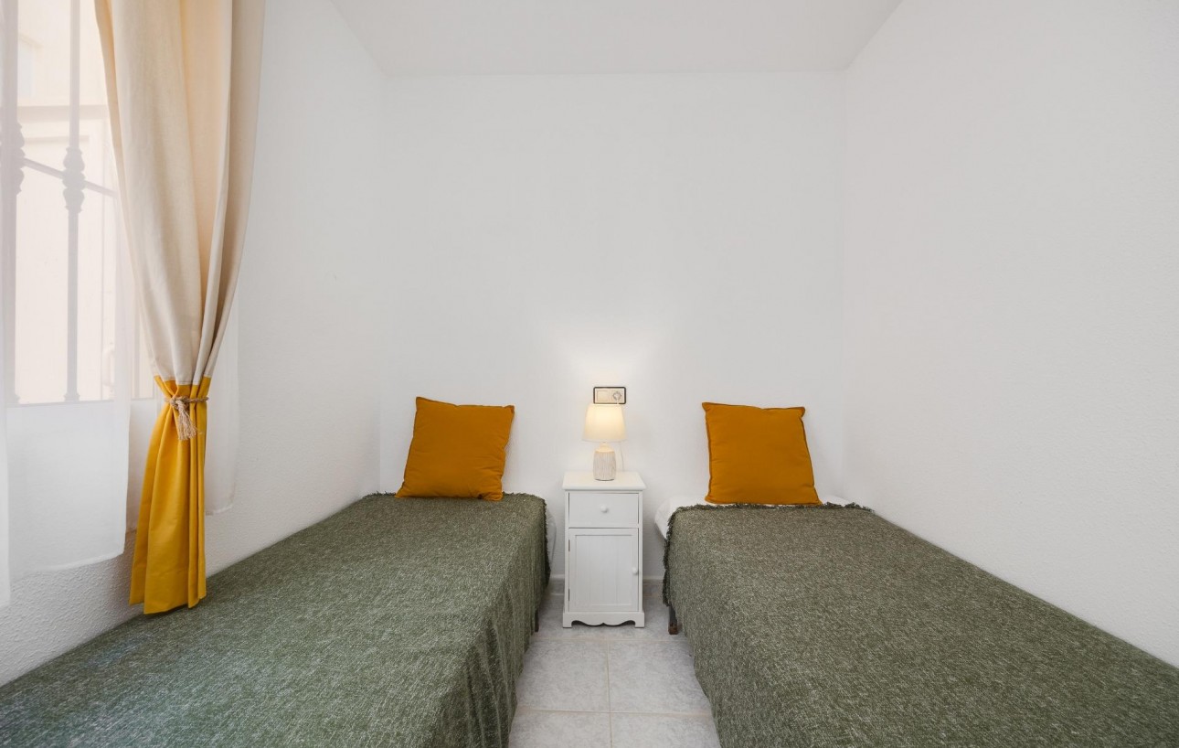 Revente - Bungalow Planta Baja - Torrevieja - La Siesta - El Salado - Torreta