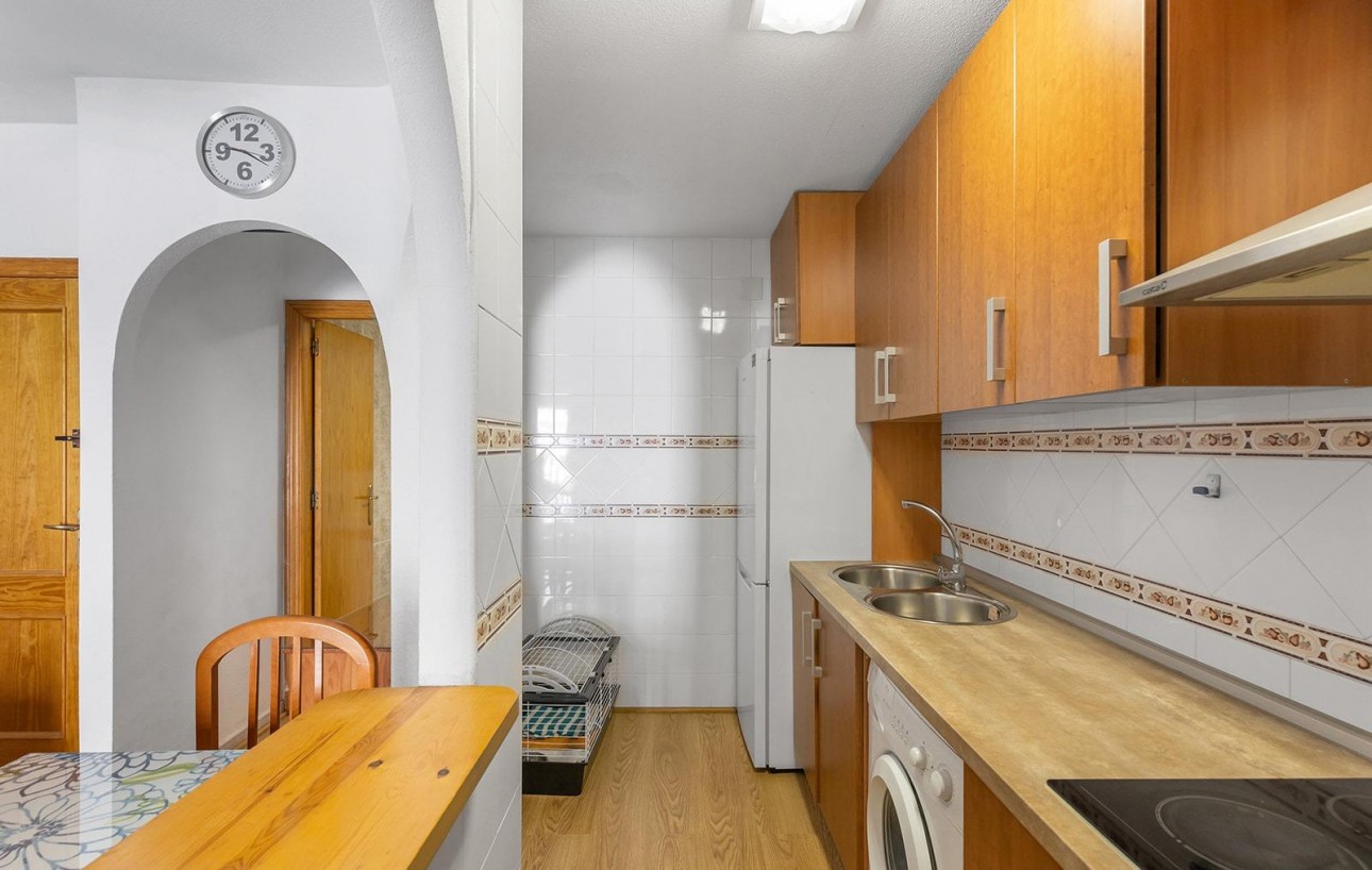 Resale - Planta baja - Torrevieja - Centro