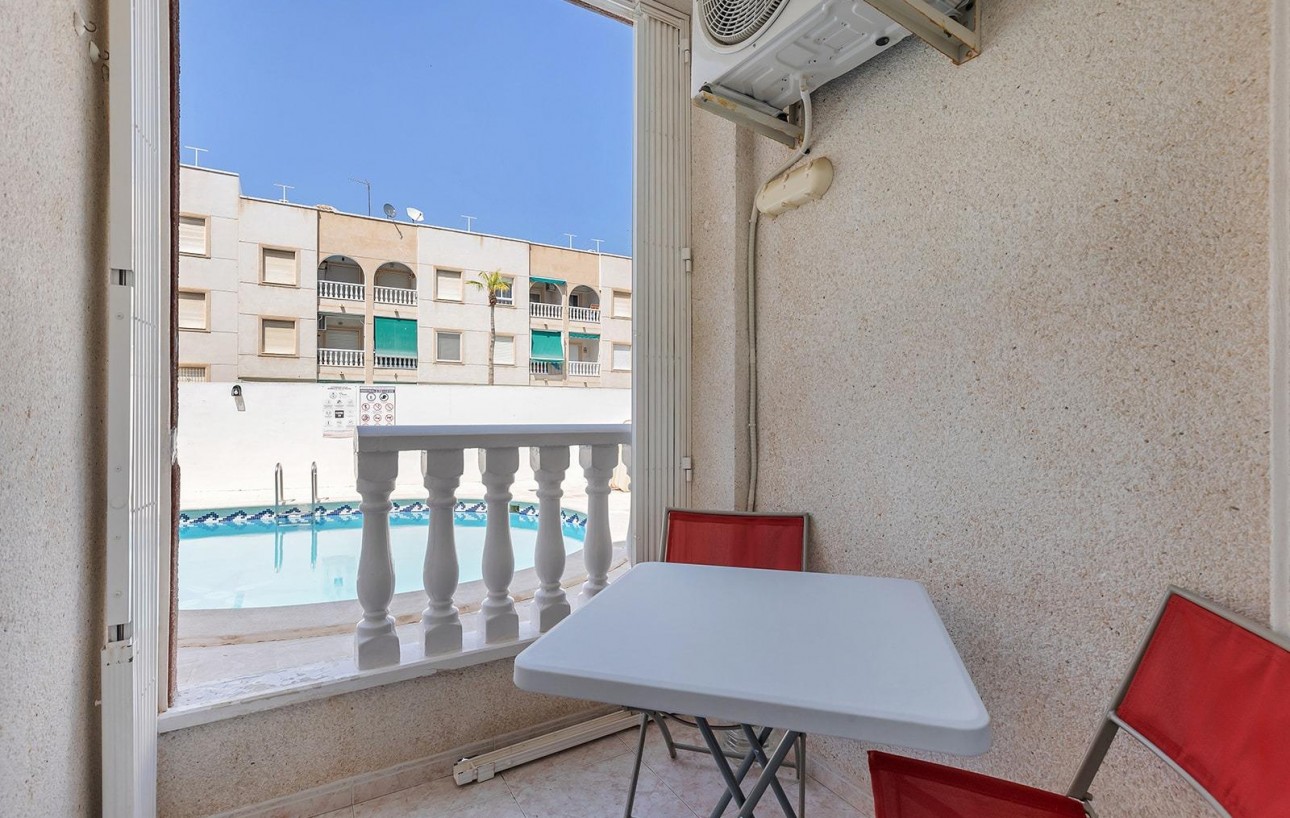Resale - Planta baja - Torrevieja - Centro