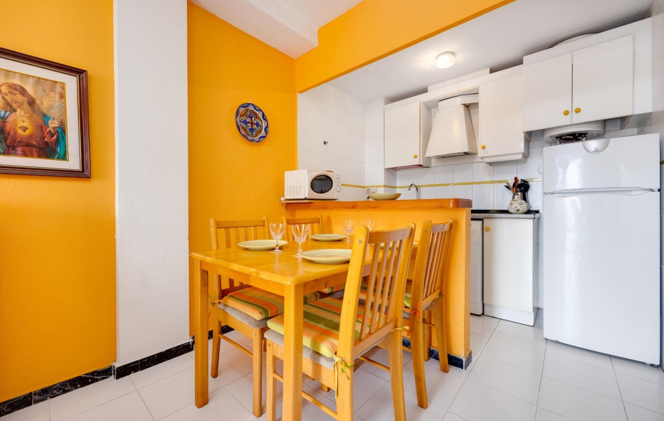 Resale - Bungalow Planta Alta - Torrevieja - El chaparral