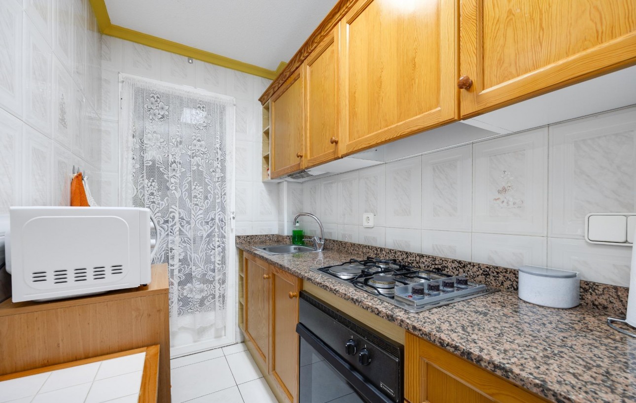 Sale - Apartment - Torrevieja - Habaneras
