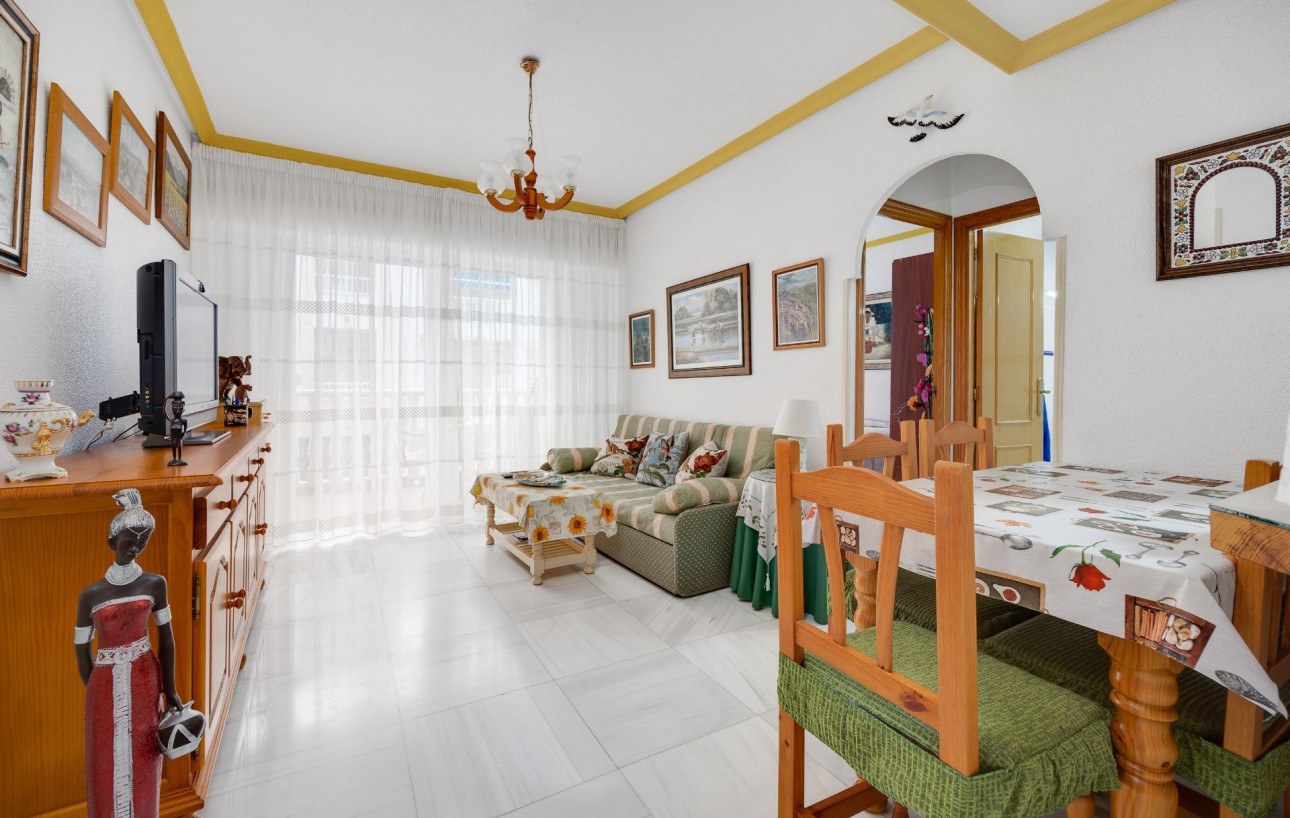 Sale - Apartment - Torrevieja - Habaneras