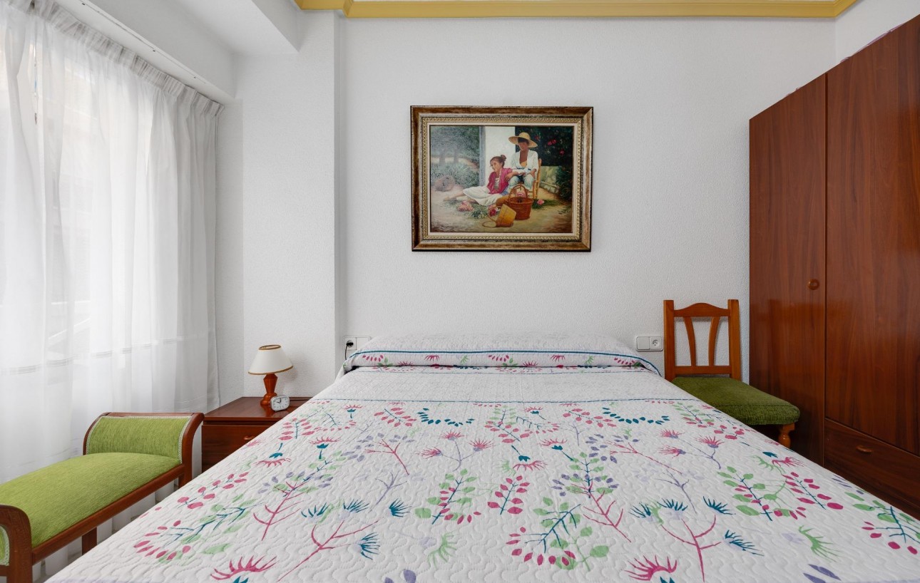 Sale - Apartment - Torrevieja - Habaneras