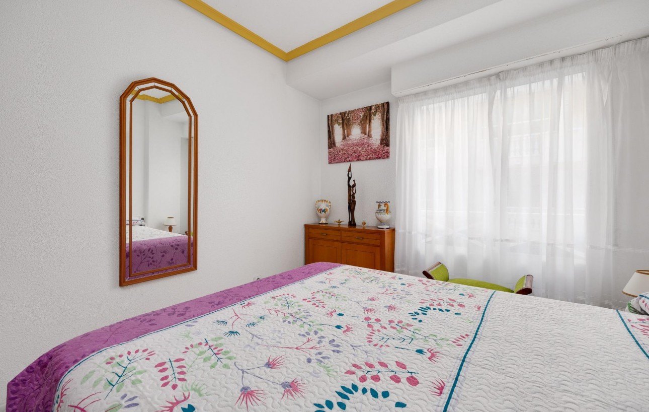 Sale - Apartment - Torrevieja - Habaneras