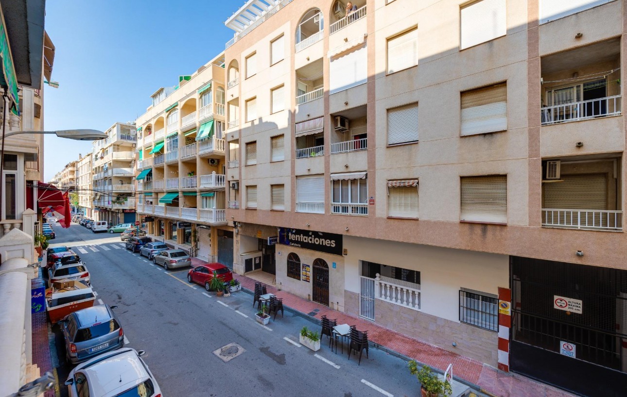 Sale - Apartment - Torrevieja - Habaneras