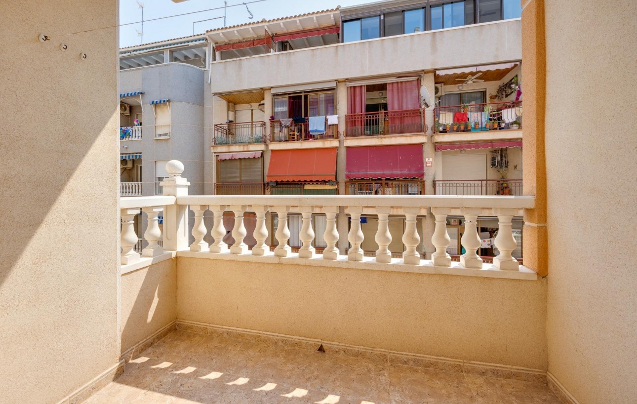 Sale - Apartment - Torrevieja - Habaneras