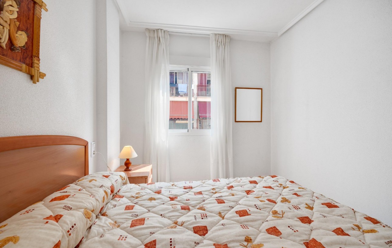 Sale - Apartment - Torrevieja - Habaneras