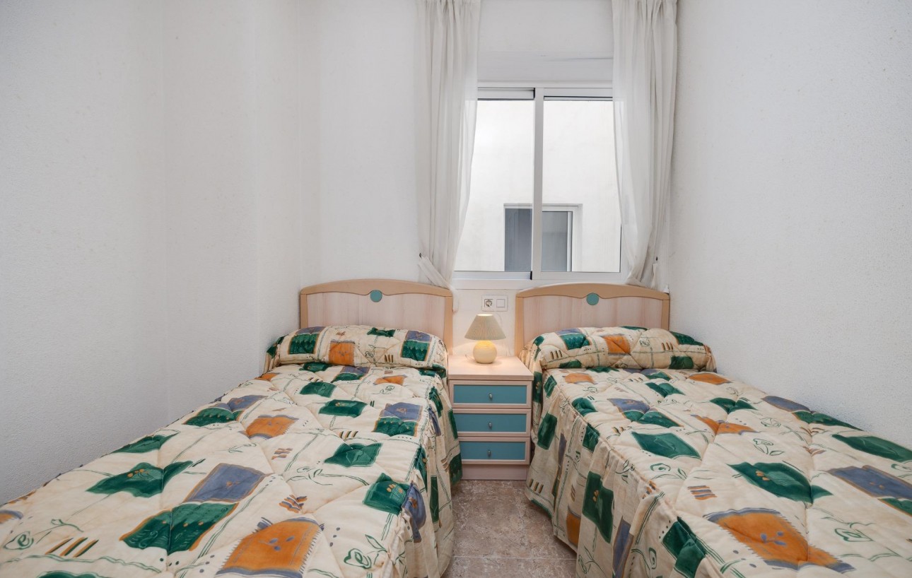 Sale - Apartment - Torrevieja - Habaneras