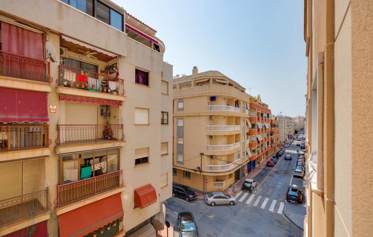 Sale - Apartment - Torrevieja - Habaneras