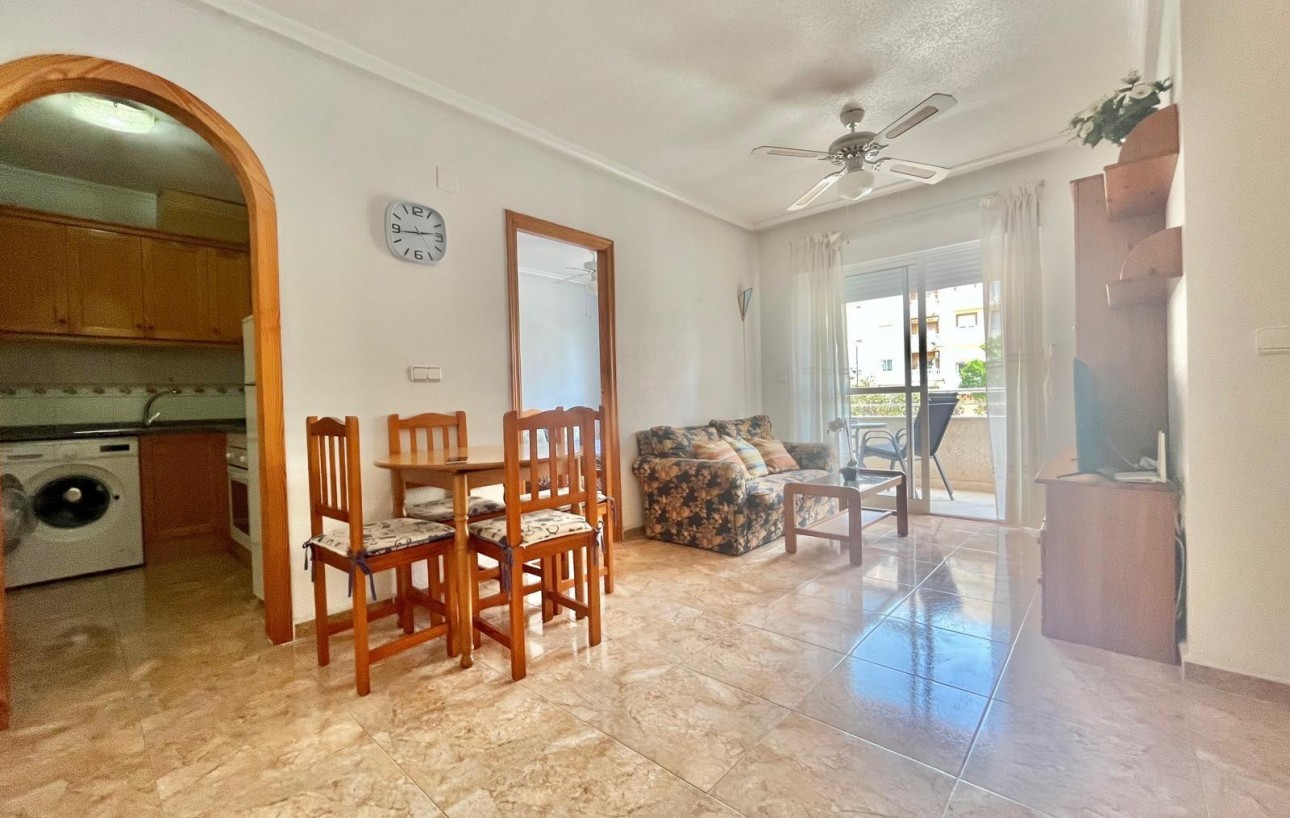 Sale - Apartment - Torrevieja - Parque de las Naciones