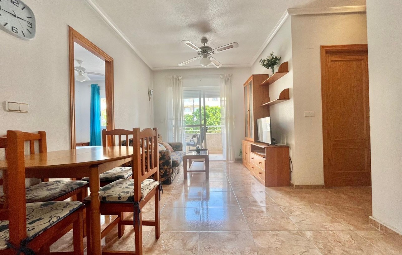 Sale - Apartment - Torrevieja - Parque de las Naciones